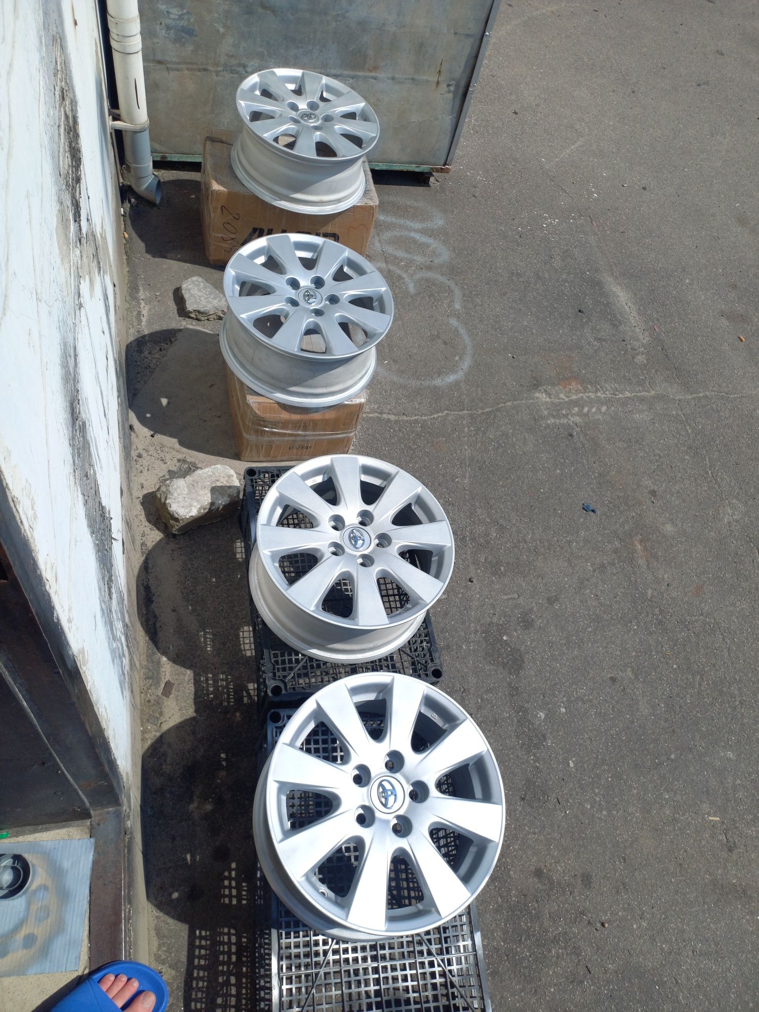 Диски Toyota Camry 40