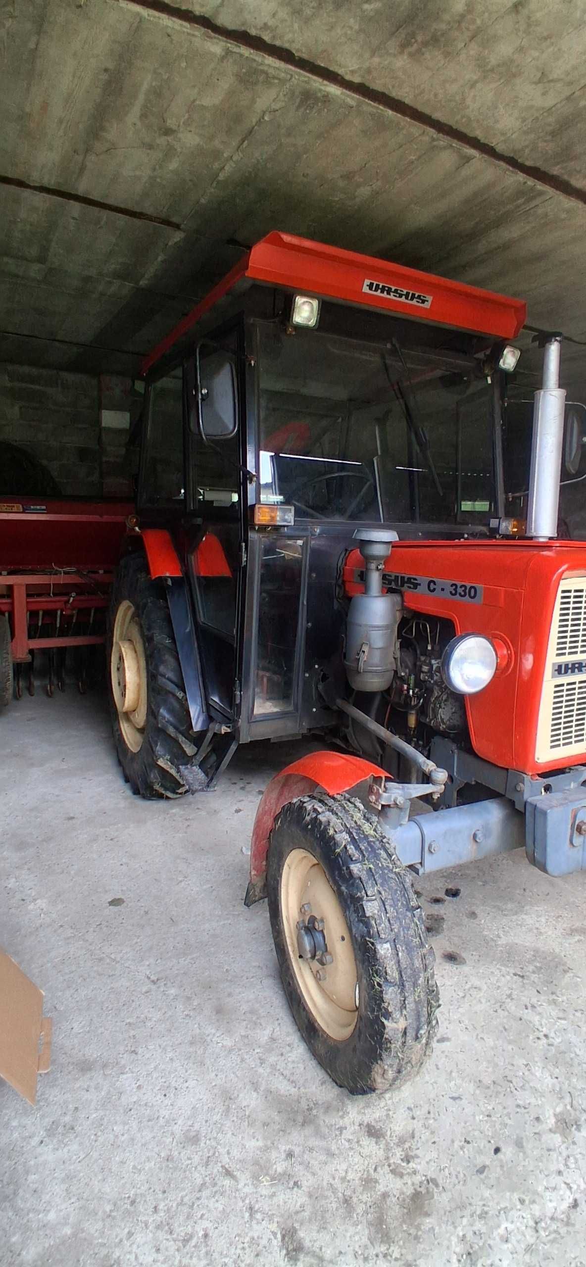 Kabina do traktora c330