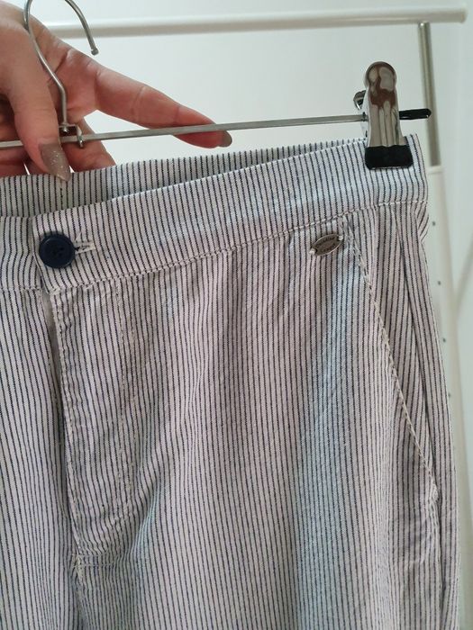 Calças Pull&bear às riscas