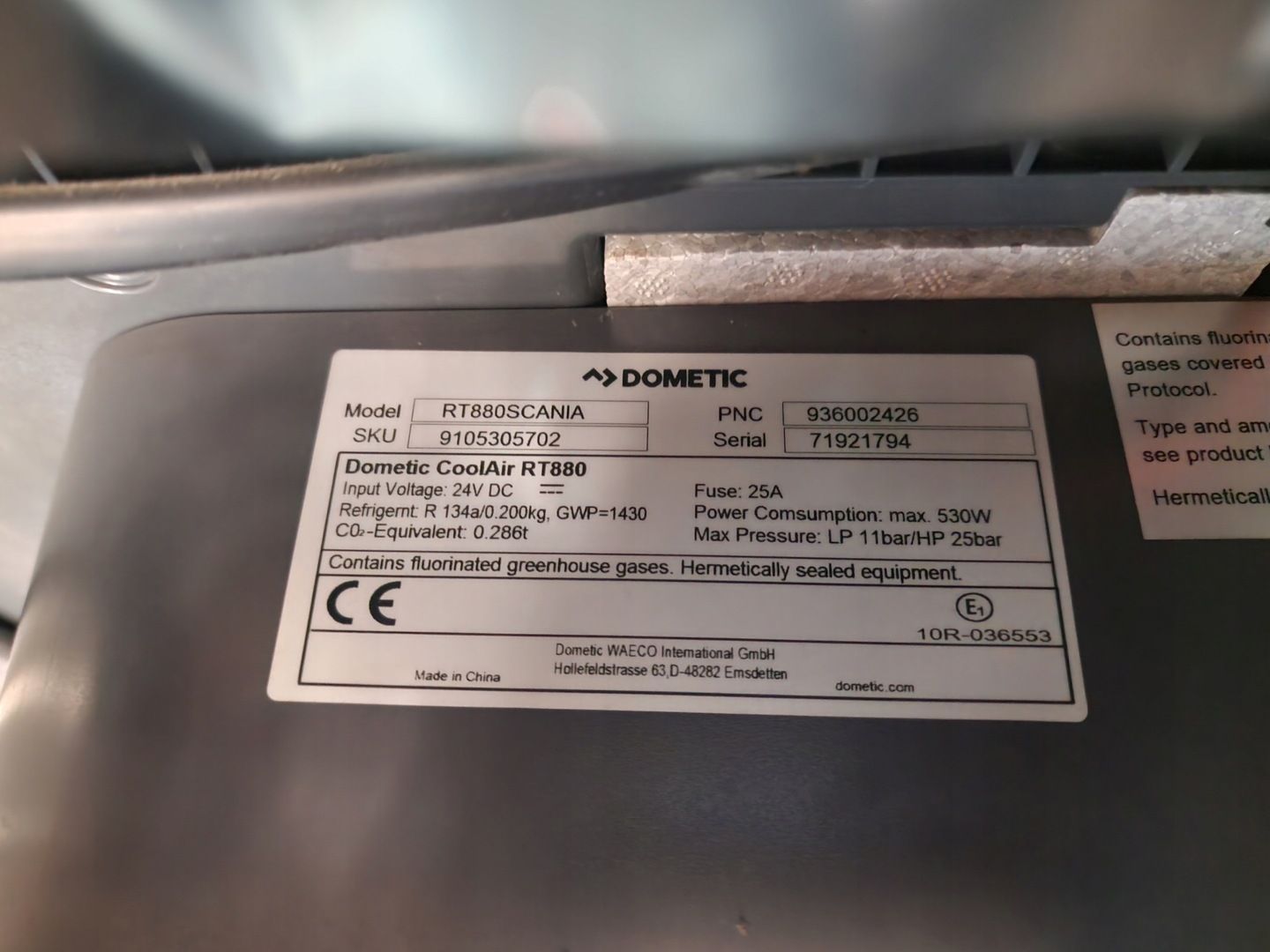 KLIMATYZACJA DACHOWA POSTOJOWA DOMETIC RT880 SCANIA