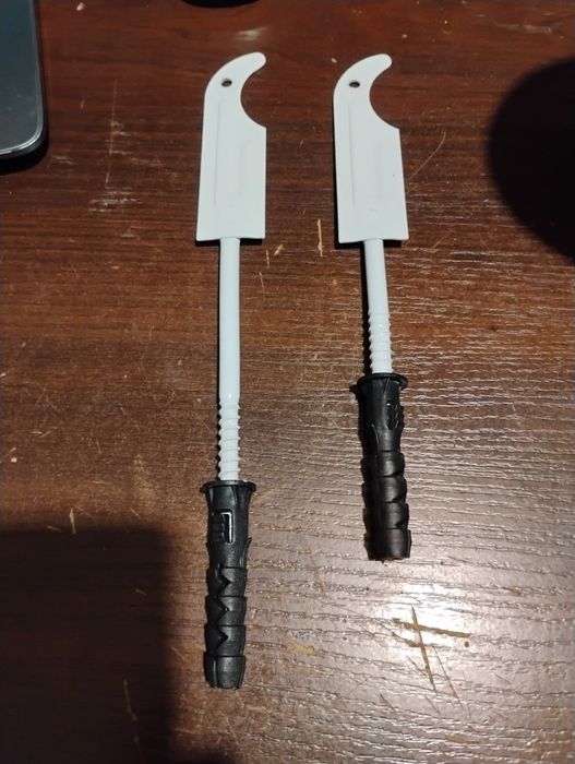 Wspornik hak uchwyt do grzejnika aluminium Kołek fi-12mm, dł 175/215mm