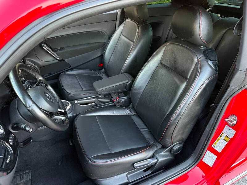 2019 Volkswagen Beetle 2.0T