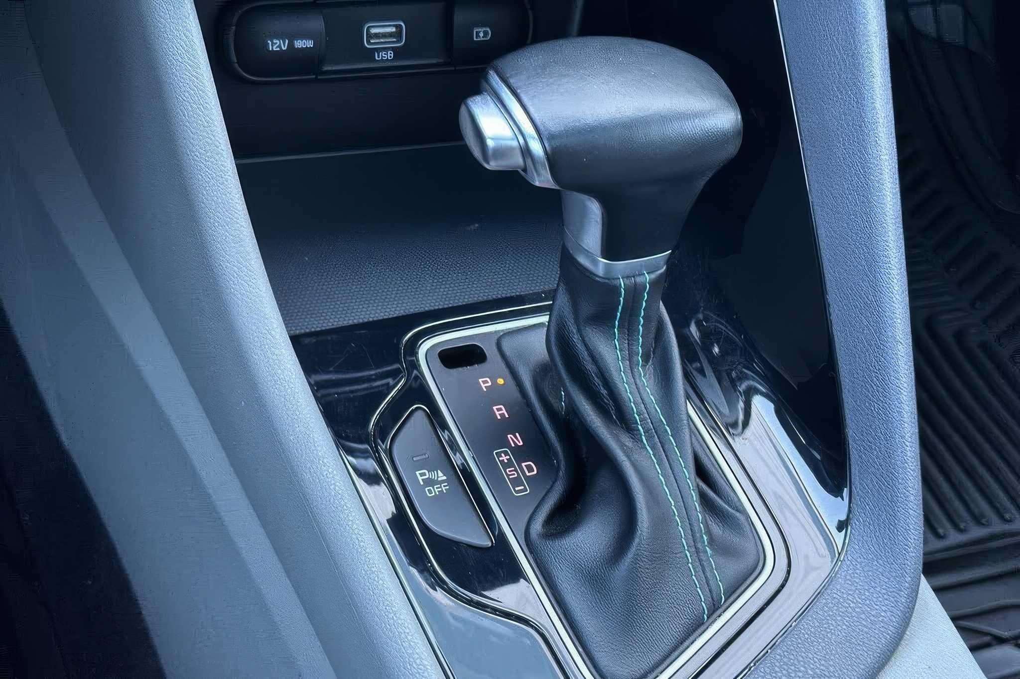 2022 Kia Niro LXS