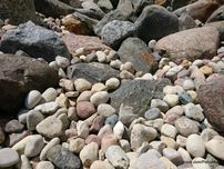 BEZ MARGLA Żwir 2-16, 8-16, 16-32mm kolorowy w workach i luz drenaż