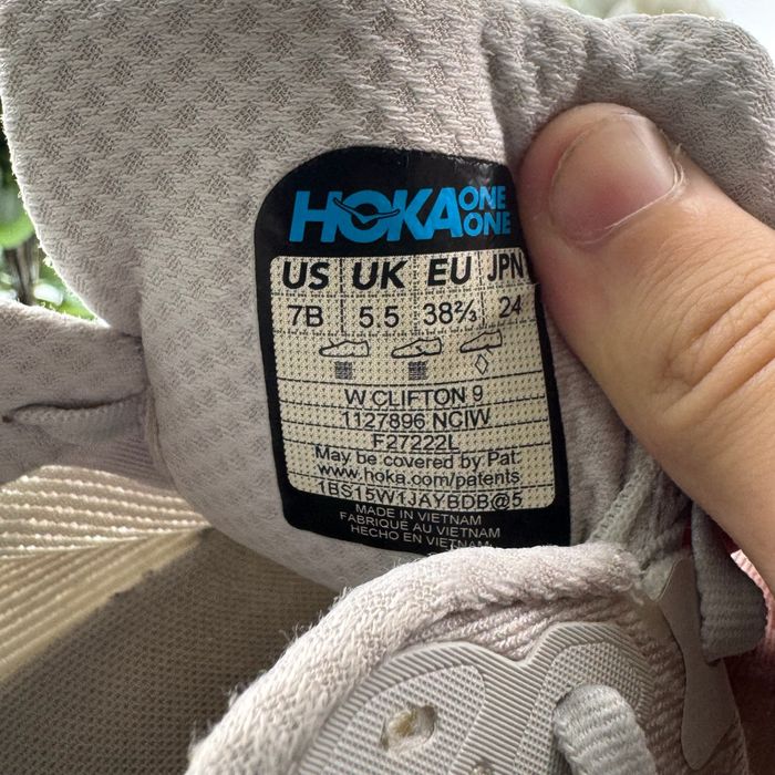 Кросівки Hoka Clifton 9 38.5 розмір E1097