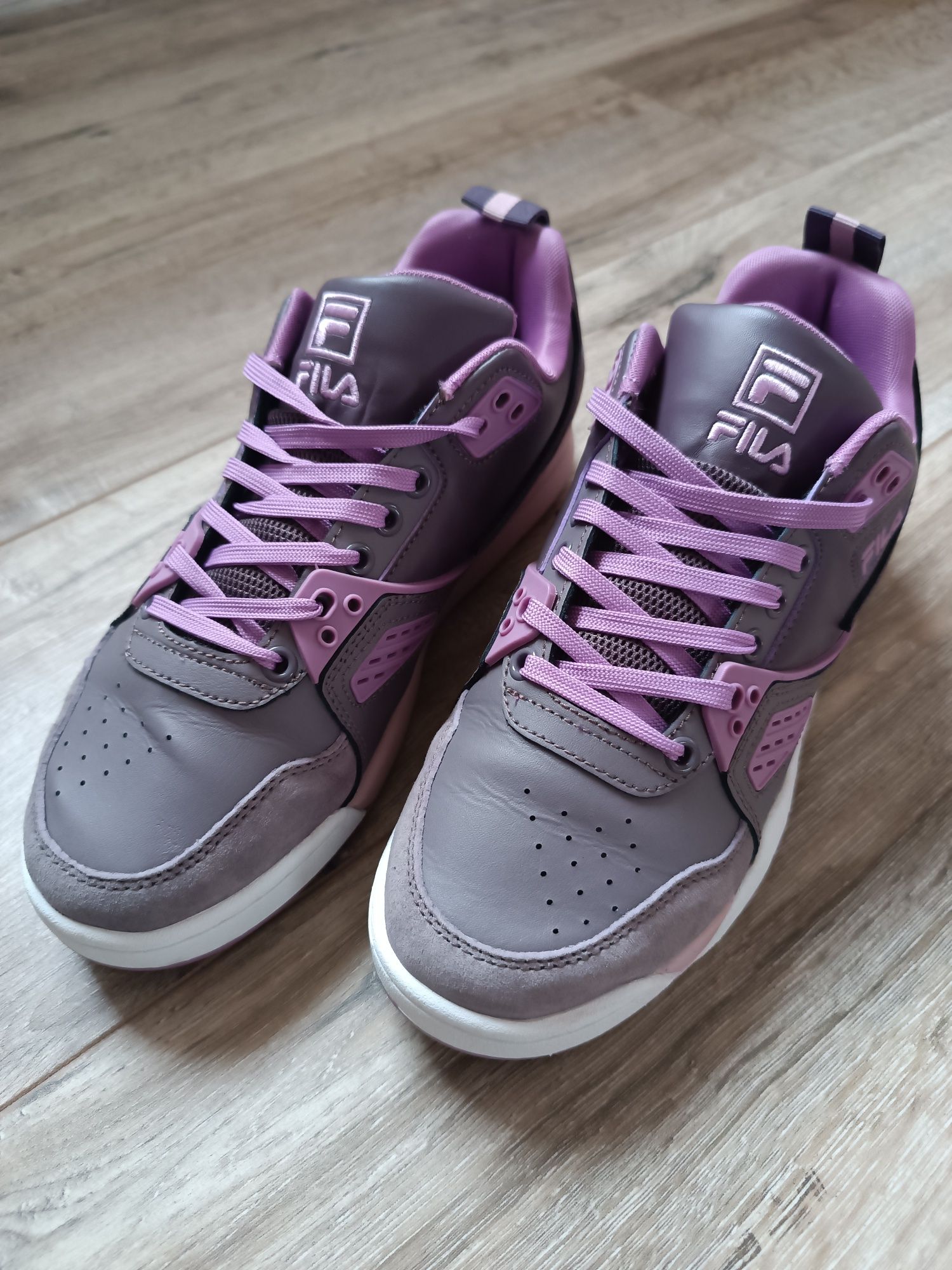 Buty Fila Casim S WMN Plum r. 39