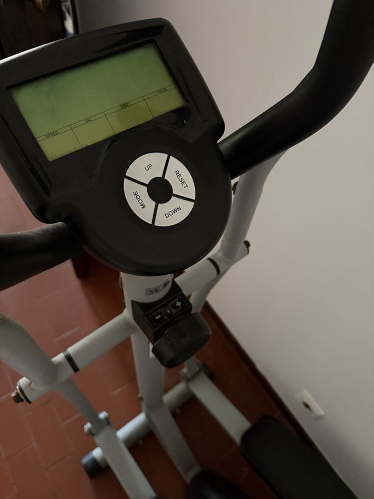 Elitica exercicio desporto