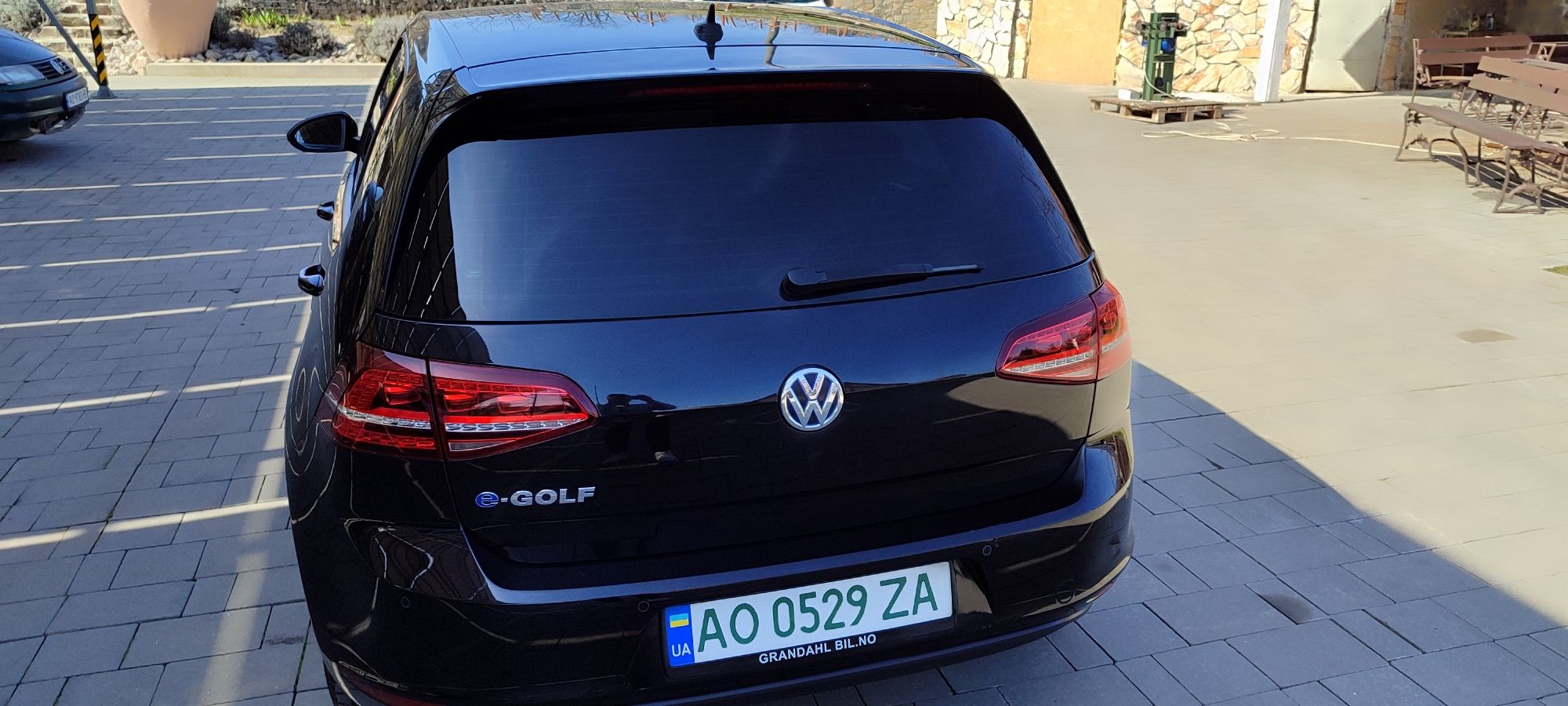 Volkswagen e-GOLF