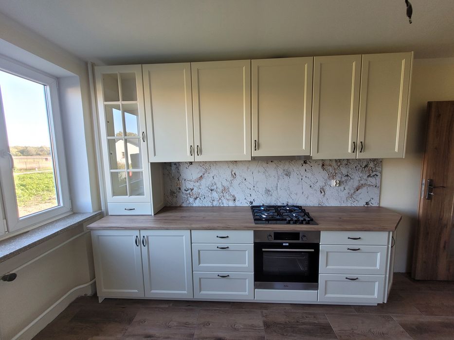 Meble na wymiar , na zamówienie. Kuchenne,szafy,łazienkowe itp.