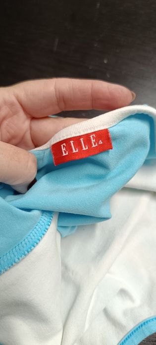 Top de Verão, para menina de 4 anos. Cor azul e branco.