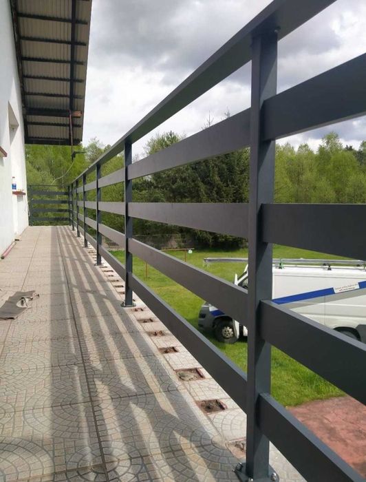 Barierki balustrady aluminiowe malowane proszkowo Balkonowe Balustrady