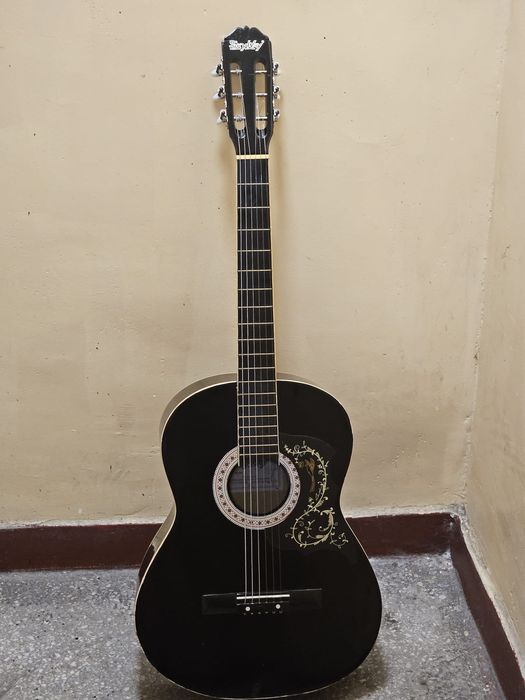 Gitara akustychna SkyWay 4/4 do naprawy