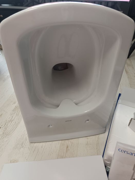 WC  nowy kompletny  podtynkowy podwieszany cersanit