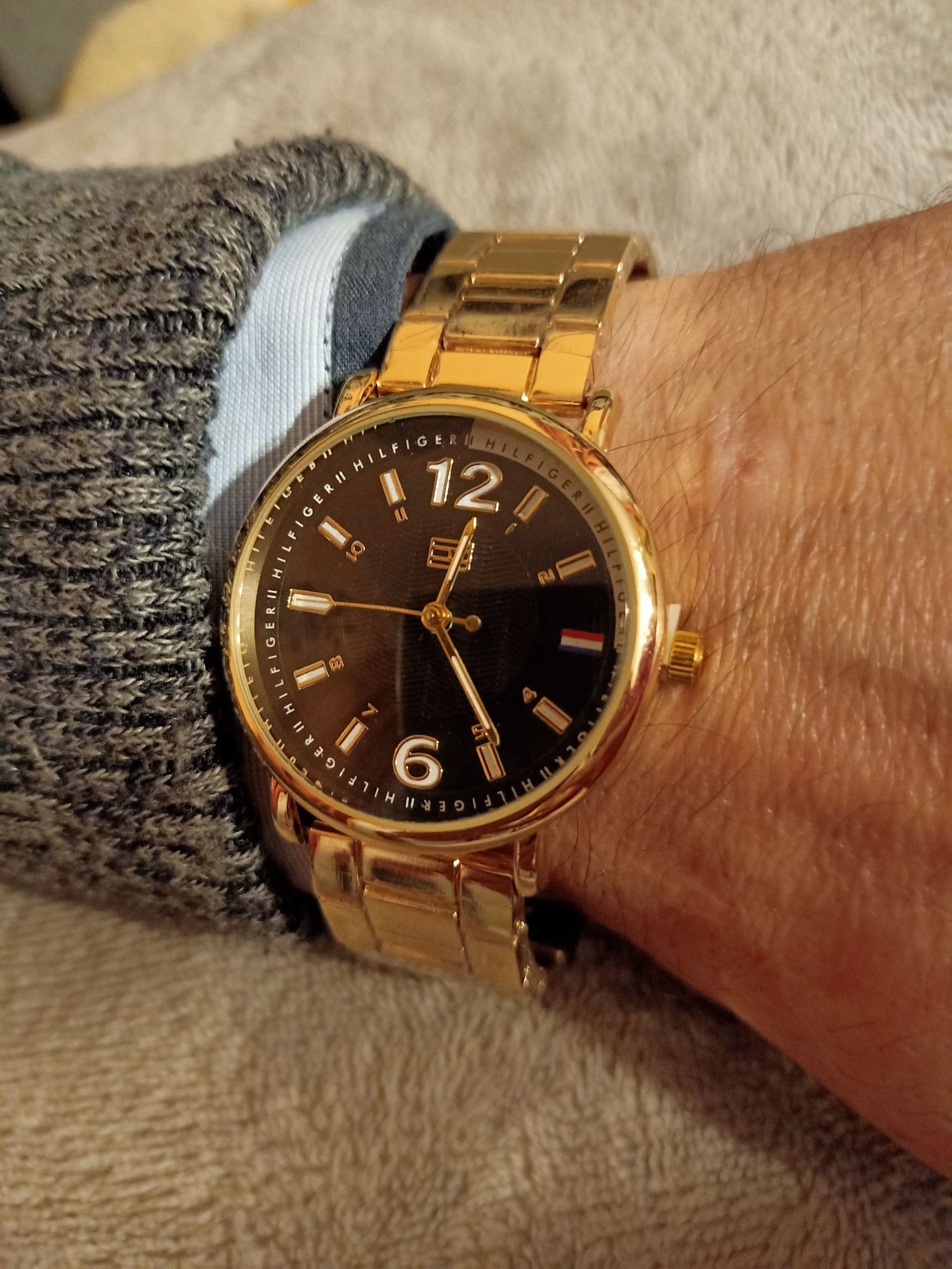 Złoty męski zegarek Hilfiger