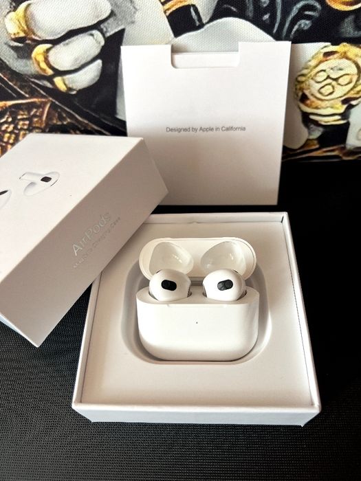 Бездротові навушники AirPods 3