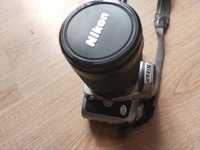 Nikon f75 wraz z obiektywem analogowy razem z torbą