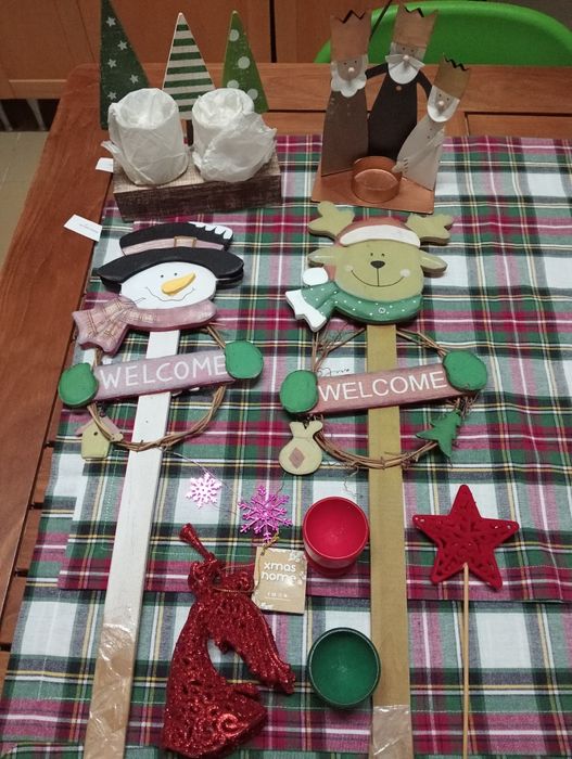 Conjunto de artigos decorativos de Natal