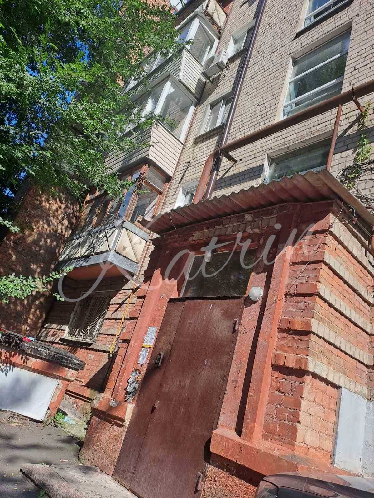 Продам 2 к квартиру пр. Дмитра Яворницького Центр