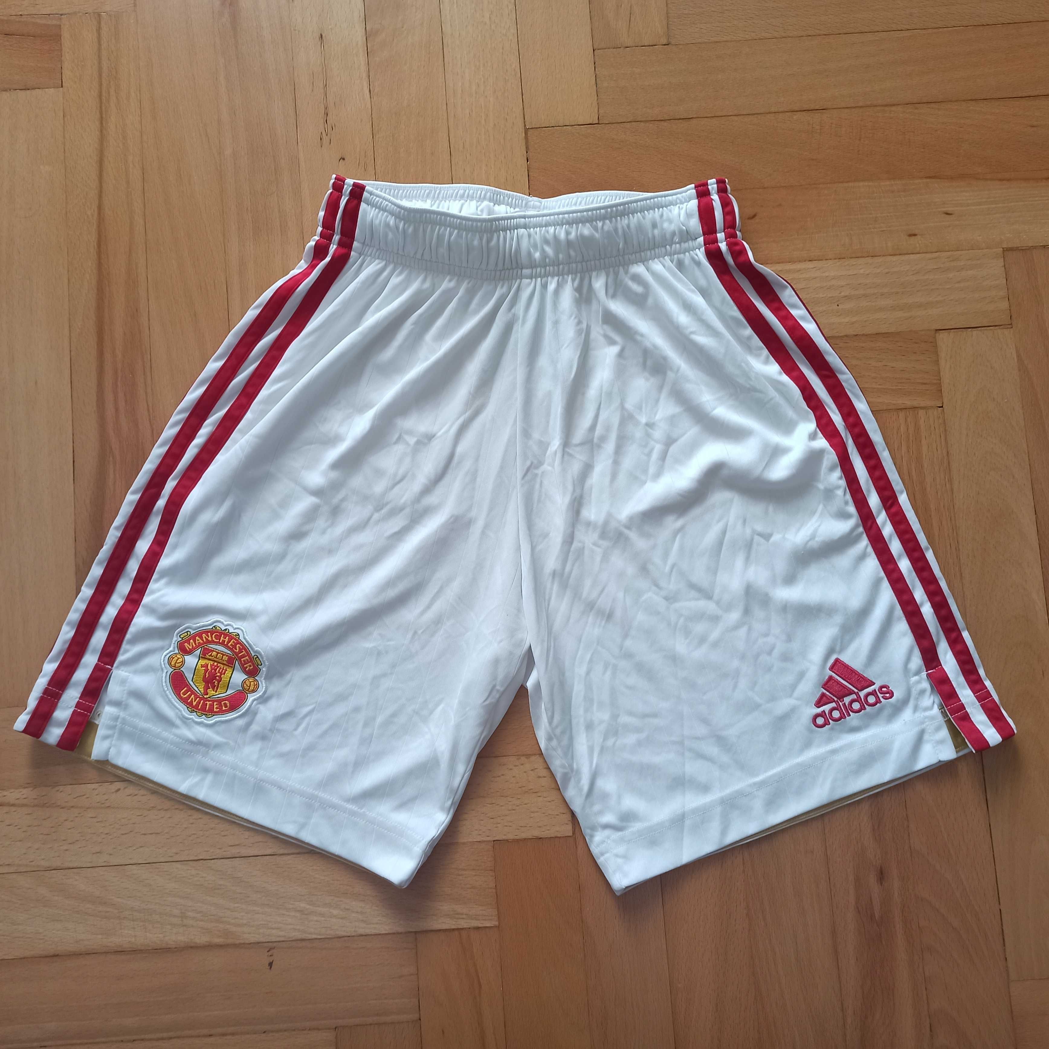 Oryginalne białe spodenki Manchester United firmy Adidas rozmiar XS