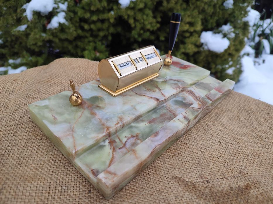 Kalendarz wieczny  na biurko podstawka pod pióro - marmur