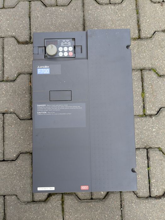 Falownik Mitsubishi FR-F740 30kW 60A 22kW