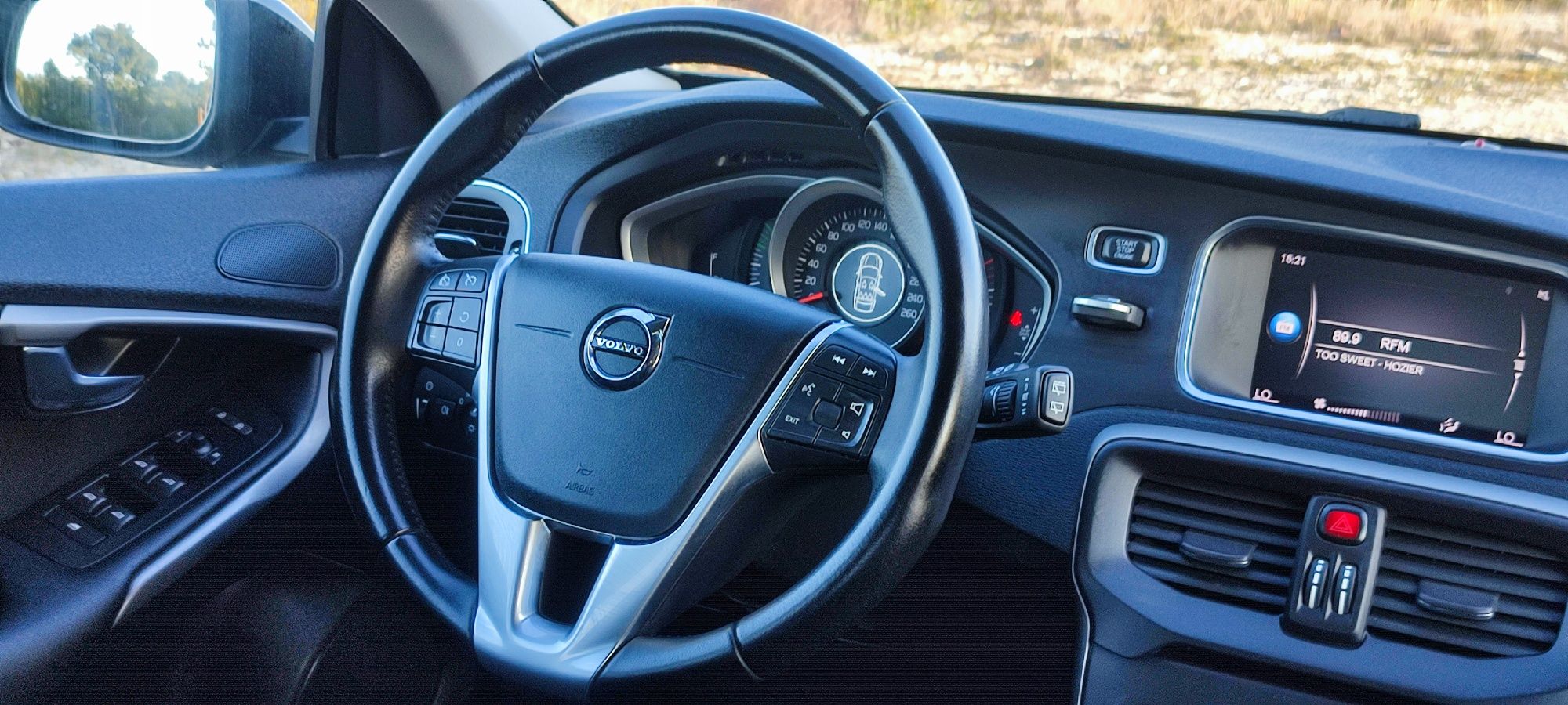 Volvo V40 2.0 D2  190€ Mês Troco financiamento