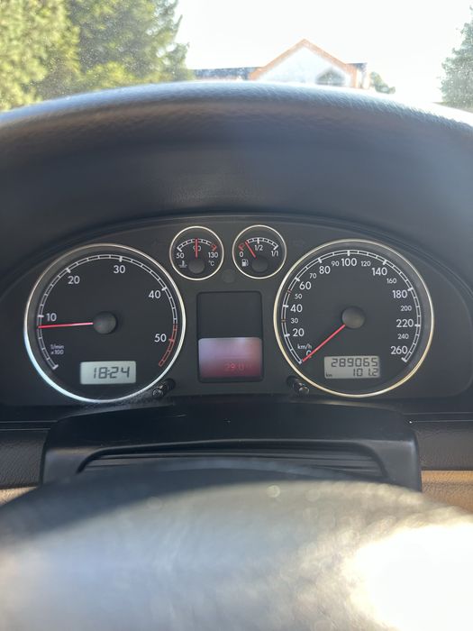 VW Passat 1.9TDI (130к/с)