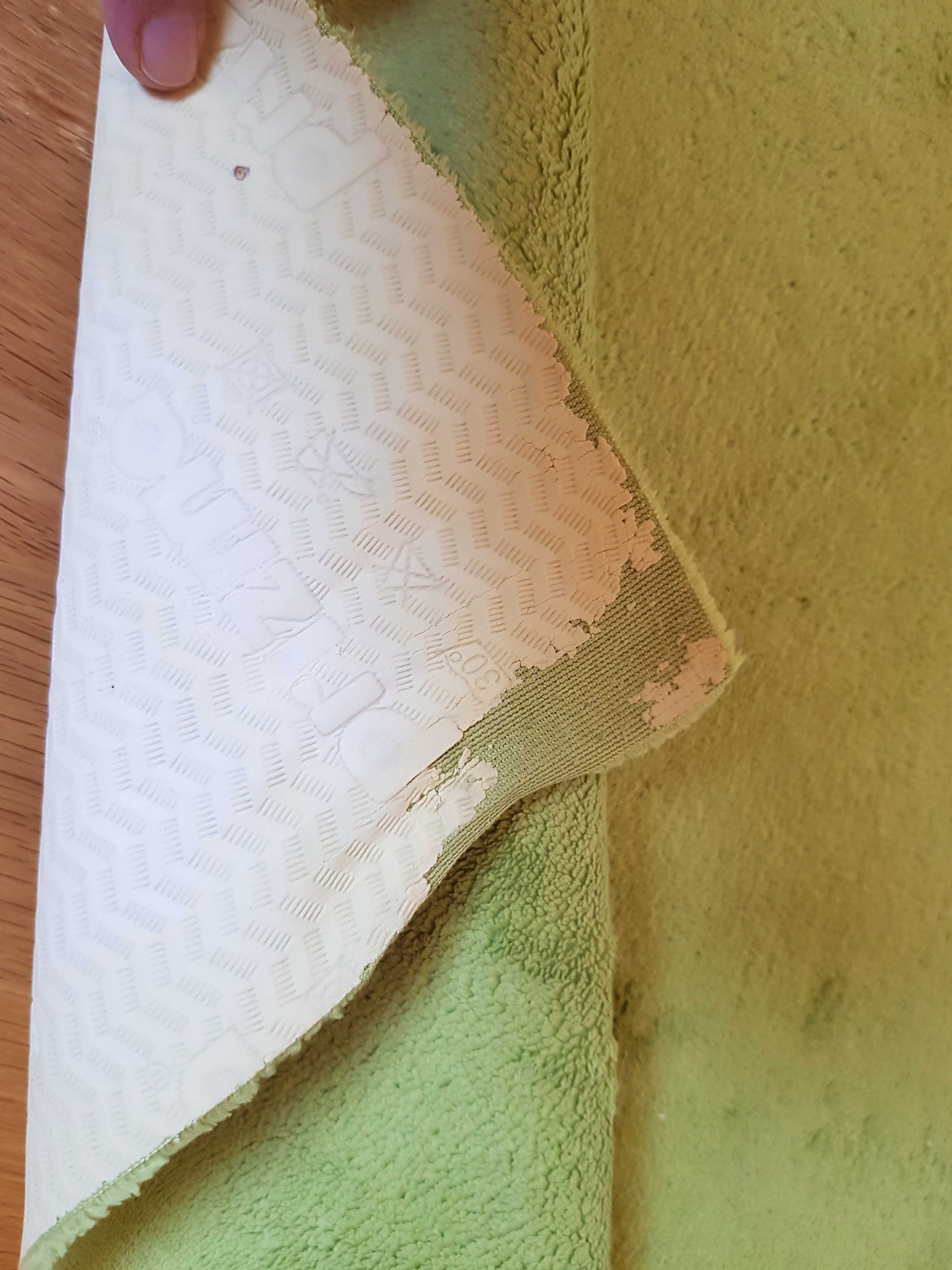 Carpete quarto antiderrapante