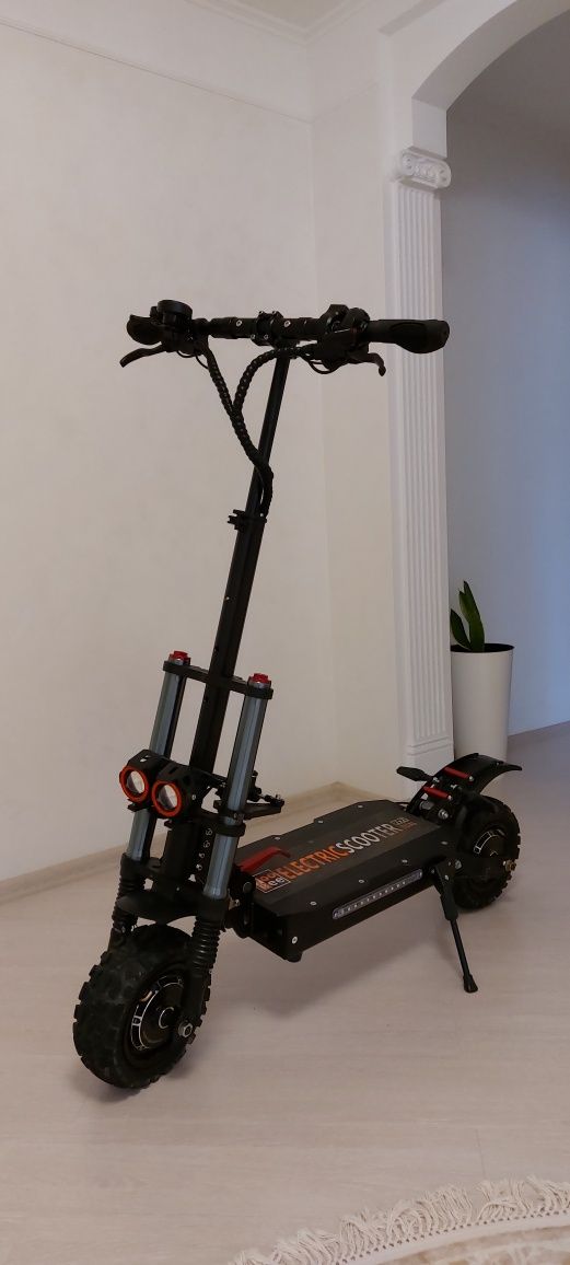 Електросамокат повнопривідний YooBee Explorer 6000W 38 ah