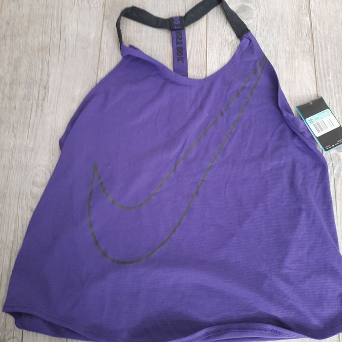 Майка жіноча для фітнесу Nike розмір M