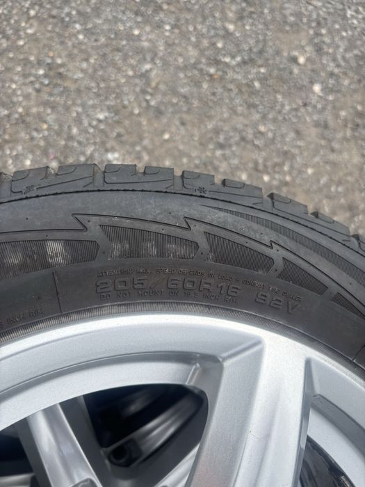 Komplet kół 16” 5x108 205/60