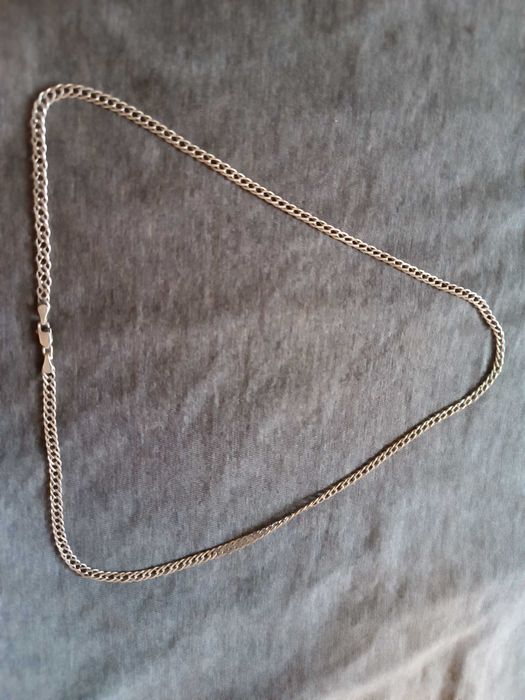 Продам цепочку серебрянныю 925 пробы