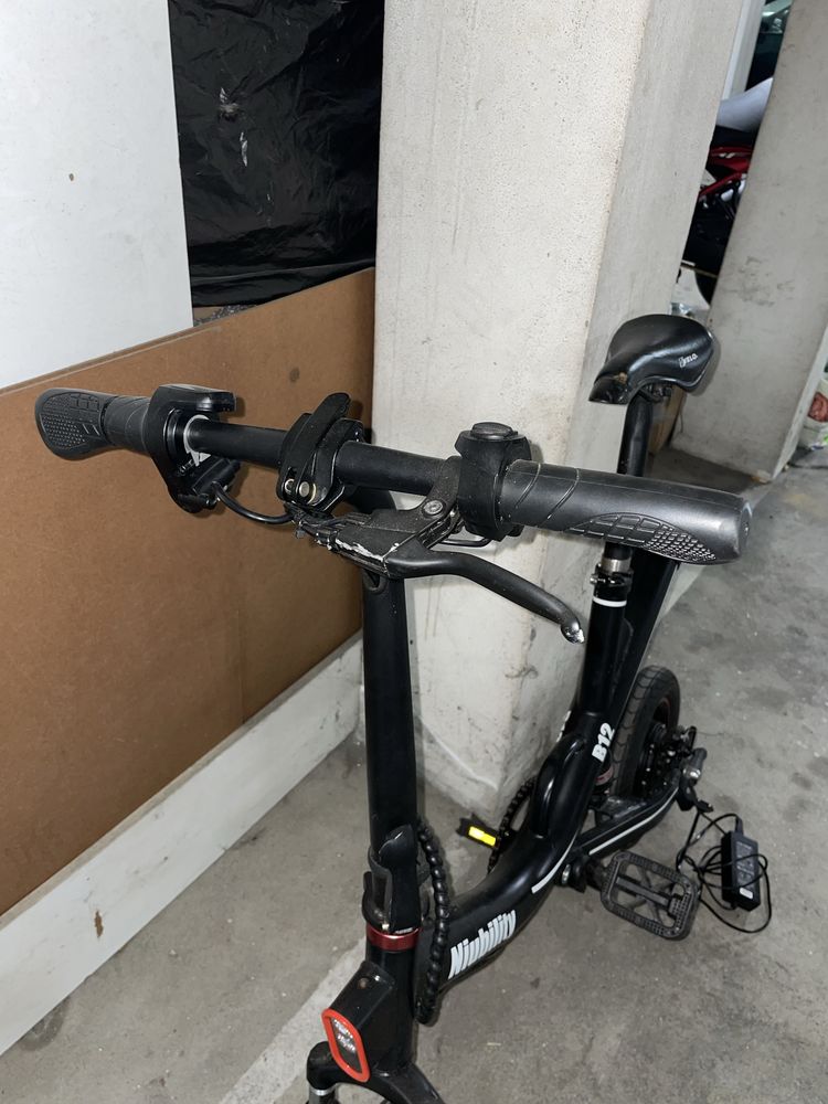 Bicicleta eletrica niubility b12