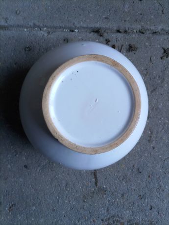 Vaso de cerâmica branco