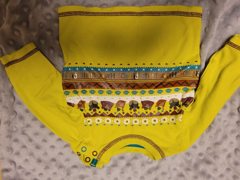 Świąteczna bluzeczka dla chłopca rozmiar 68 stan bdb