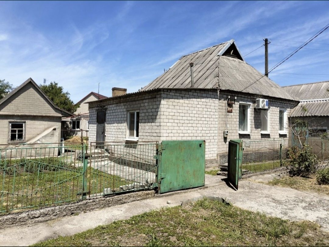 Продам дом район 55 блоч. !