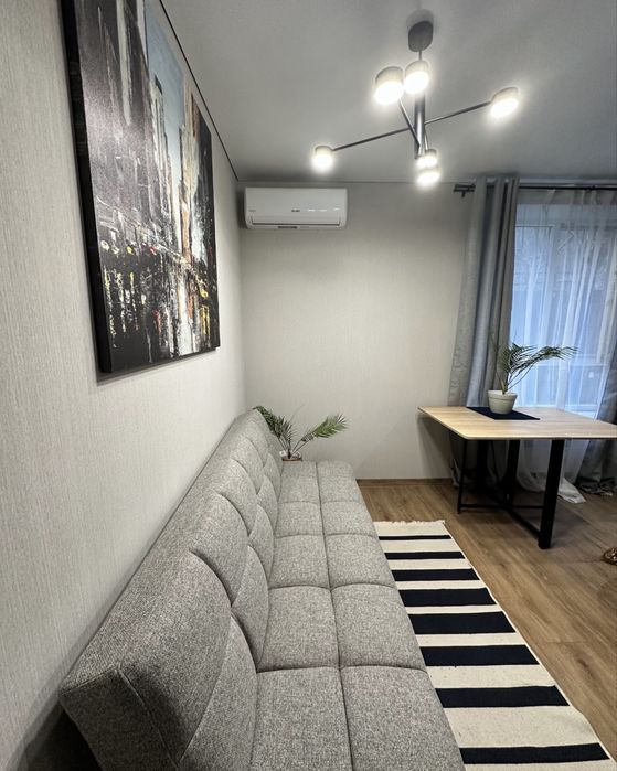 Продається вигідно квартира в пригороді Києва , поряд Бучанський парк.