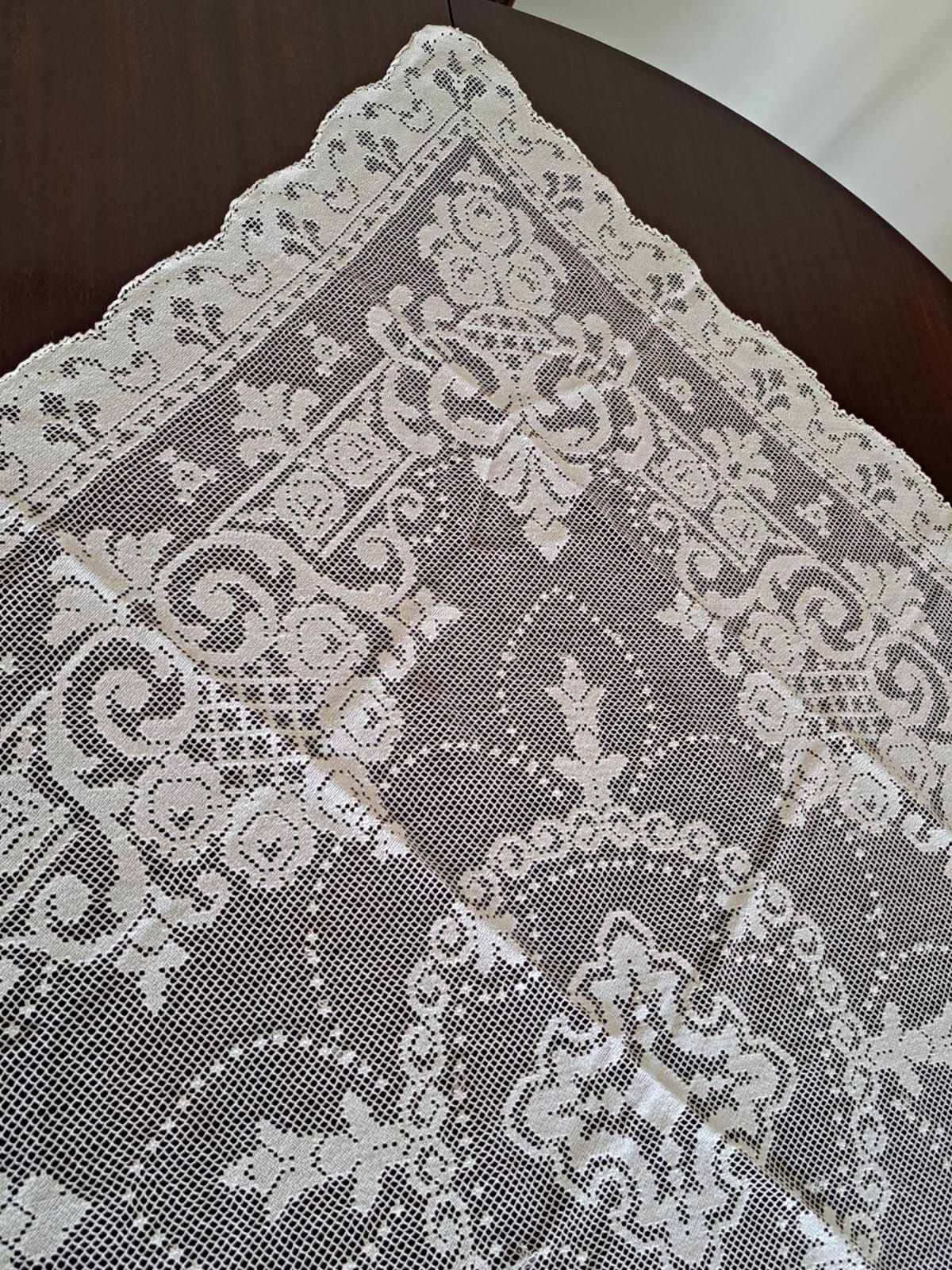 Toalha de mesa em filet