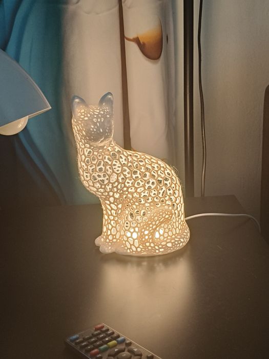 Stylowa Nocna Lampka w Kształcie Kota