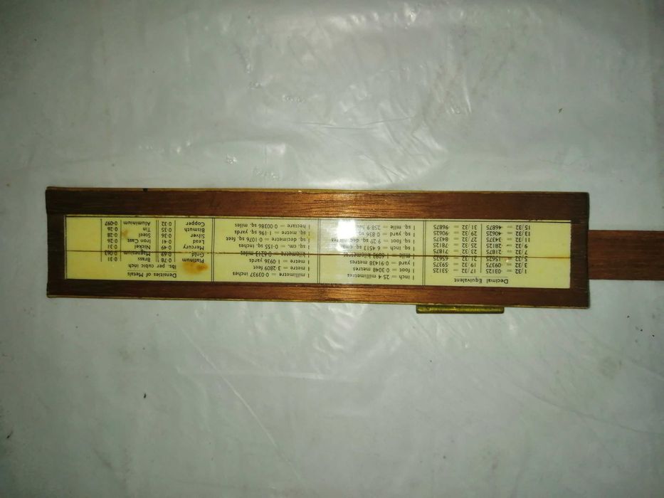 Régua de cálculo de Engenharia. Muito bom estado. Vintage