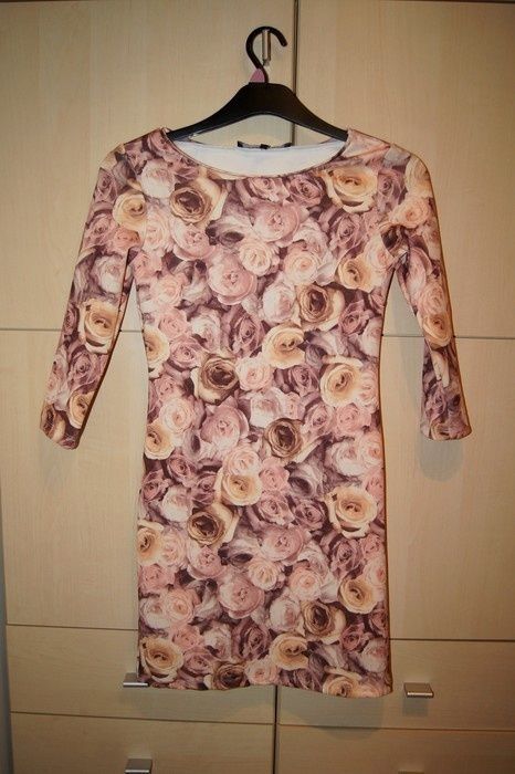 Sukienka romantyczna w kwiaty floral Orsay XS/S