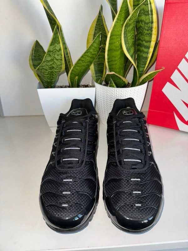 czarny^Jerzyk^NikeMaxTN^UnisexTrampki Roz.41