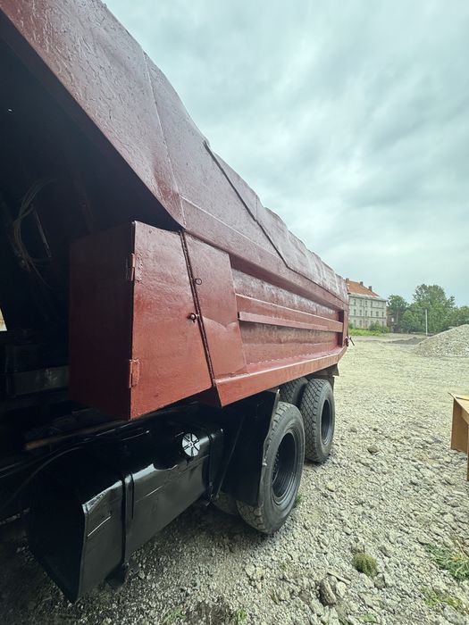 Самоскид Камаз 5511 на бойовому ходу