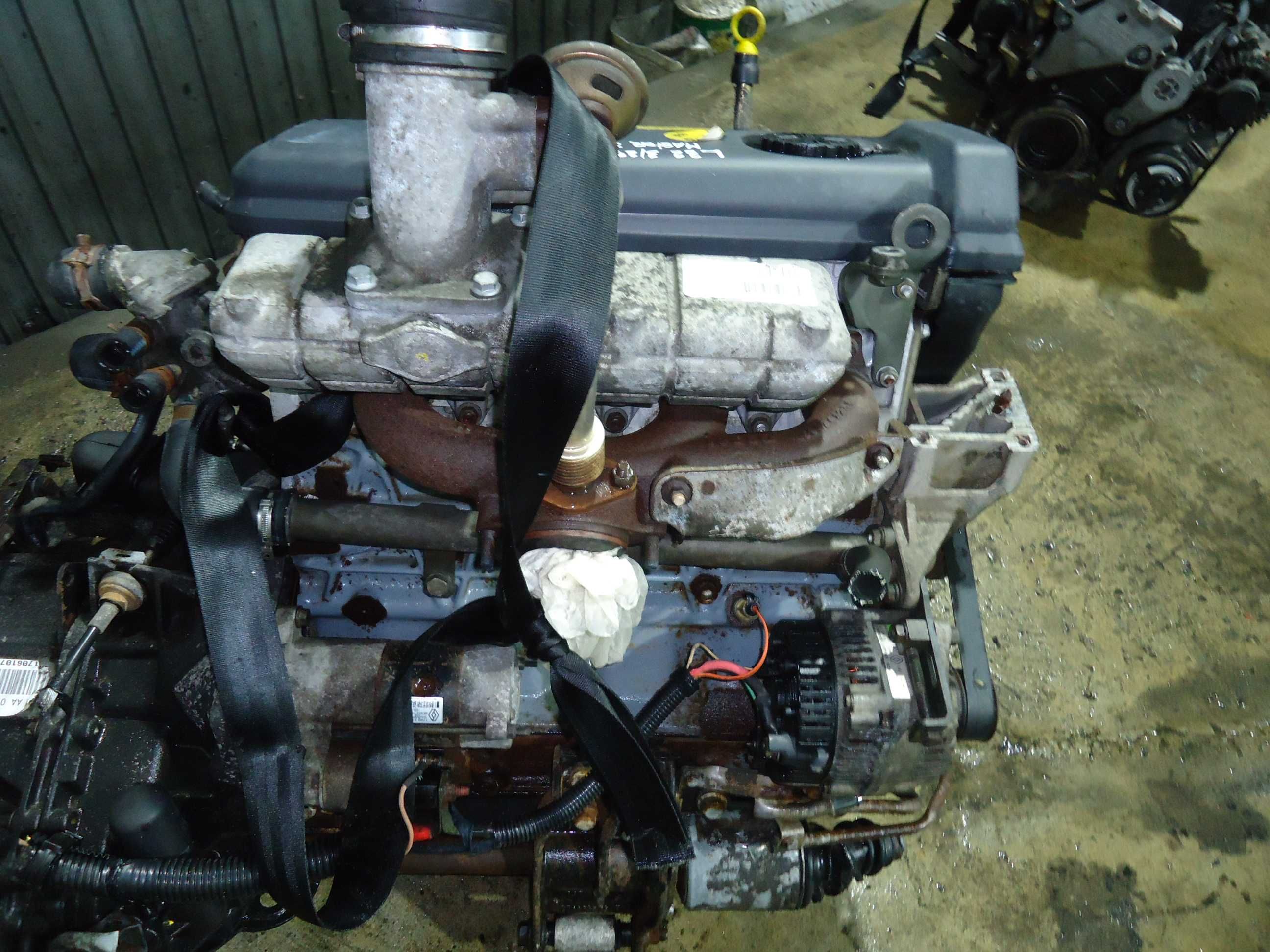 Motor Renault Master 2.5D (S8U772)