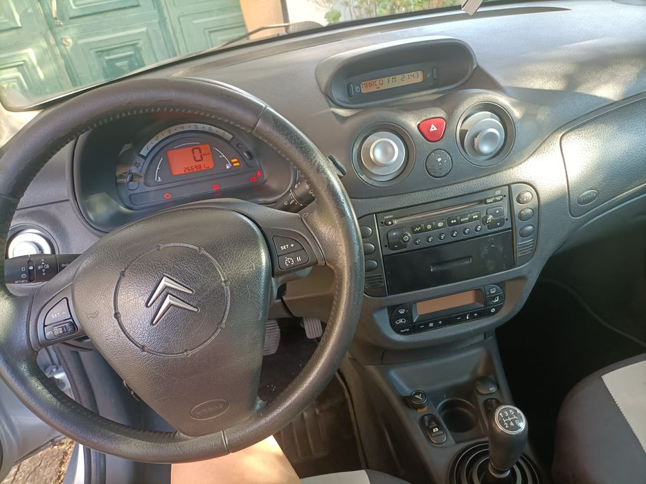 Vendo Citroën C3  (ótimo estado)