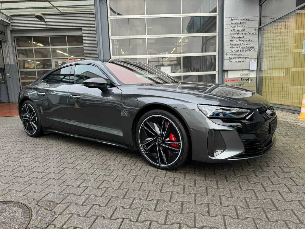 Бампер Audi RS e-tron GT разборка етрон Ауди.