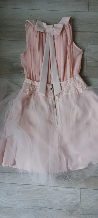 MOTIVE&MORE Sukienka piękna koronka Tiulowa XS Studniówkę