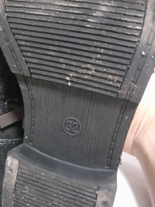 Ботиночки на девочку 32р.