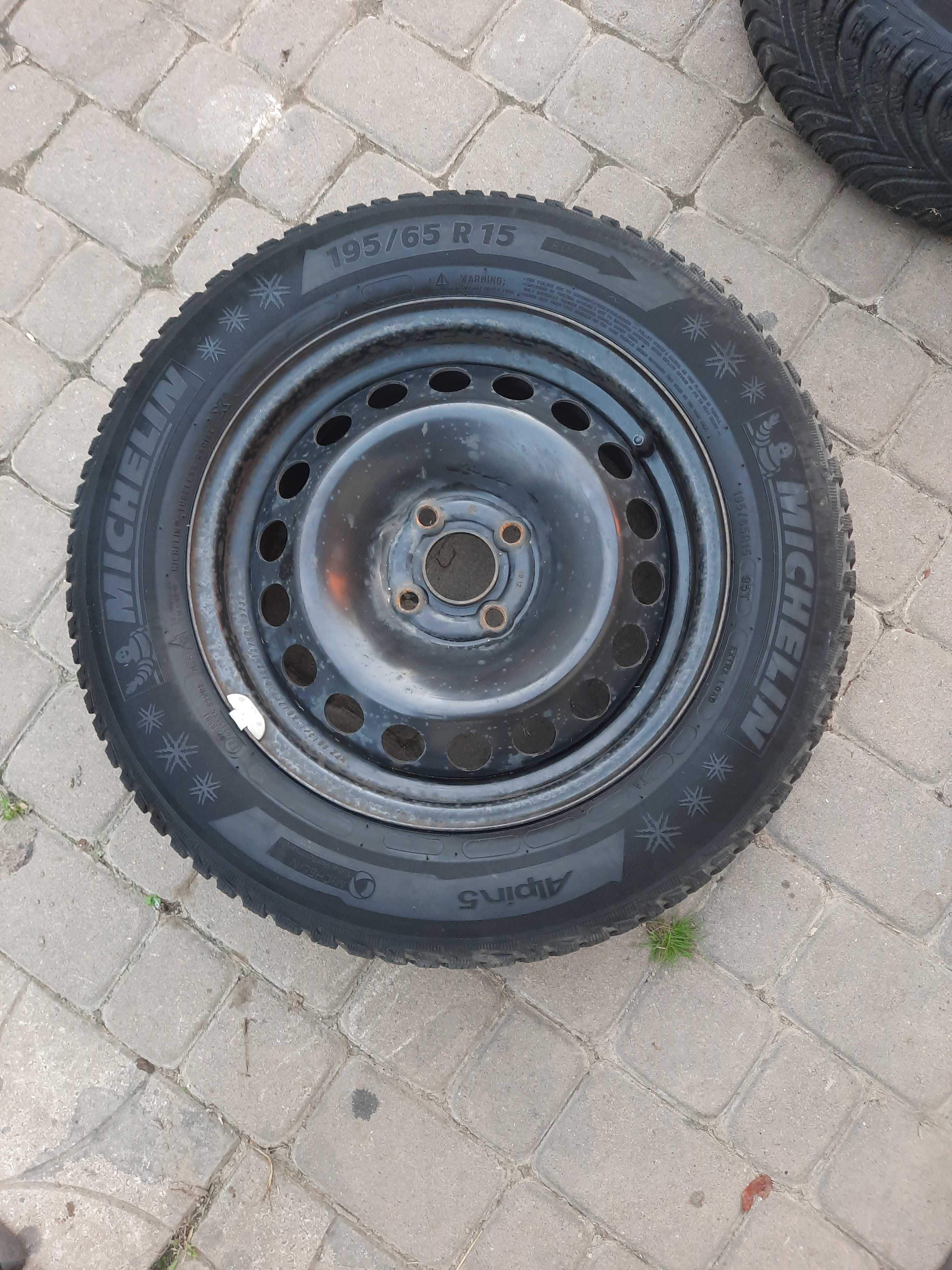 Продам комплект шин з дисками 195/65/15 Michelin Alpin5 M+S