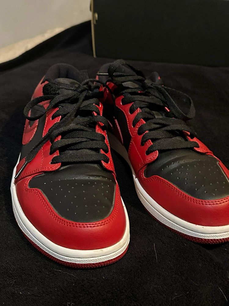 Nike Air Jordan 1 Low Reverse Bred